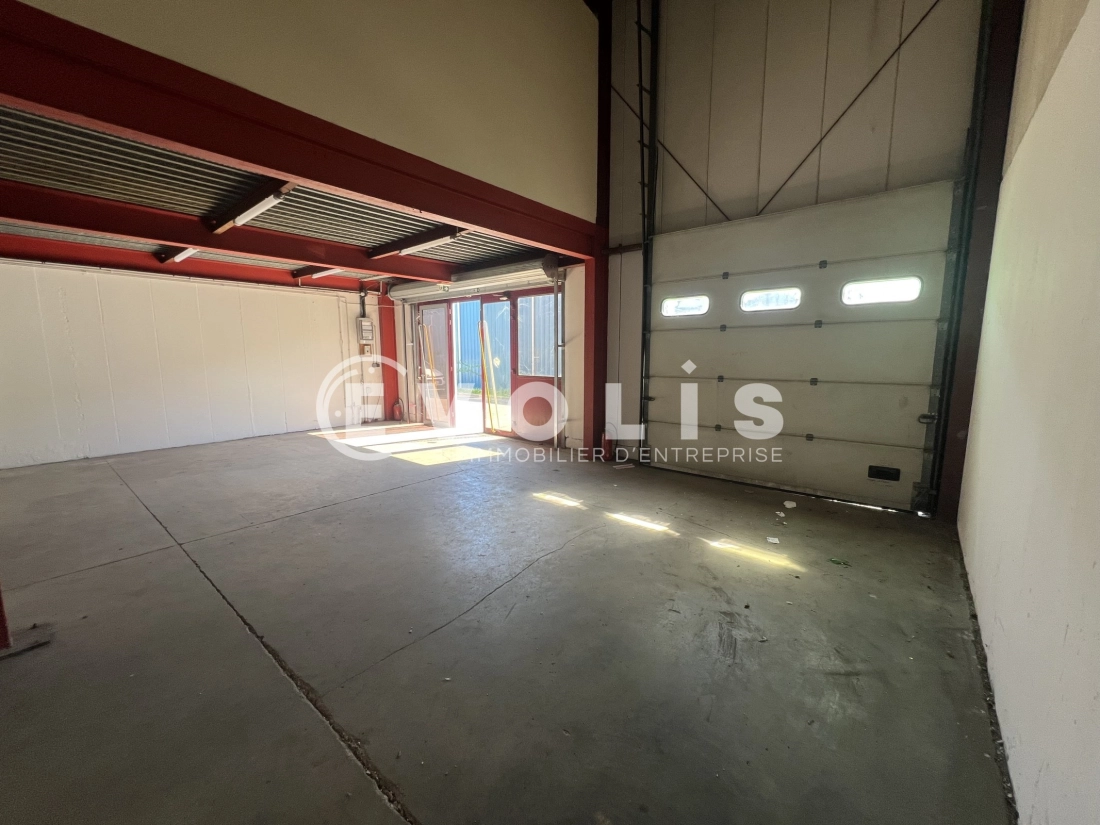 Photo 3 – location Entrepôts / activités	CHAMPIGNY SUR MARNE (94500)