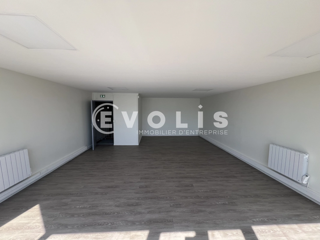 Photo 8 – location Entrepôts / activités	CHAMPIGNY SUR MARNE (94500)