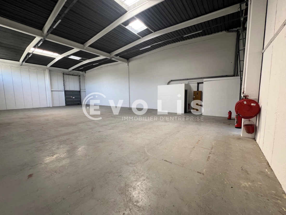 Photo 6 – location Entrepôts / activités	VALENTON (94460)