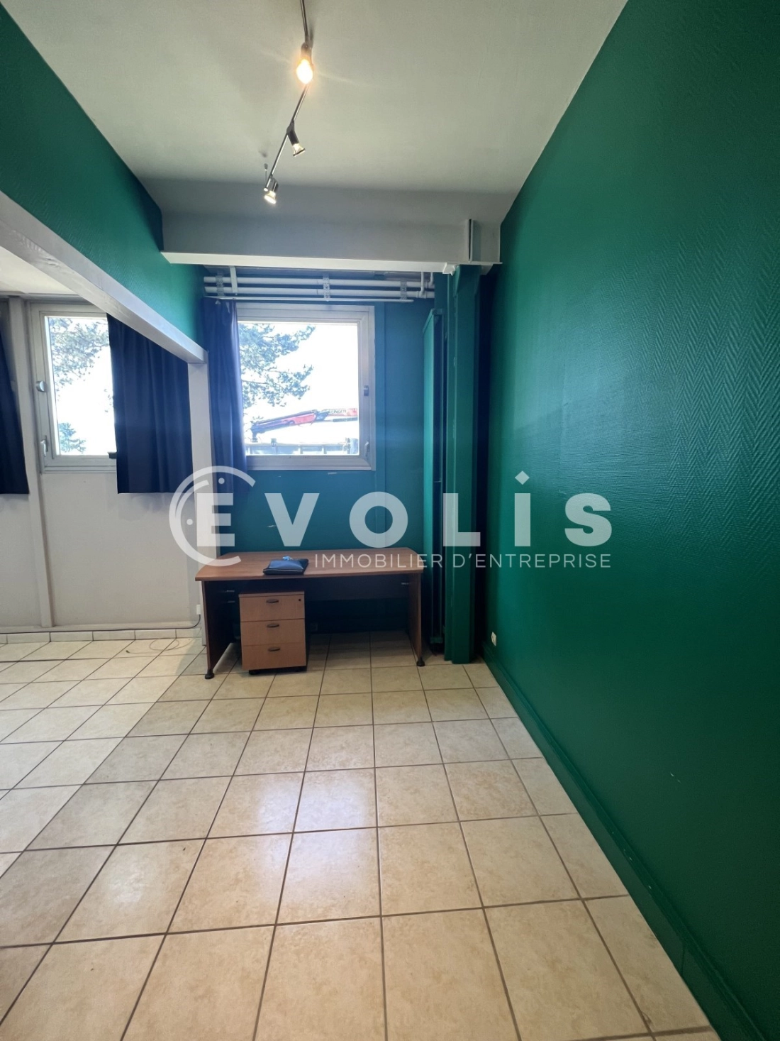 Photo 5 – location bureaux	CHENNEVIERES SUR MARNE (94430)