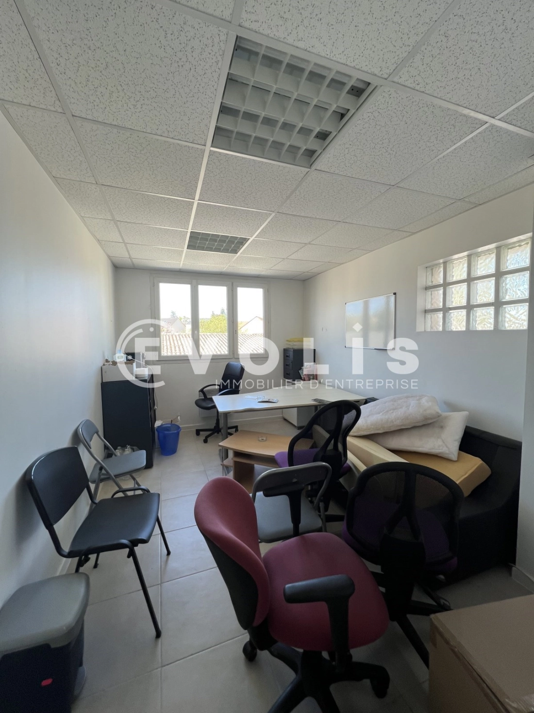 Photo 2 – location bureaux	MONTFERMEIL (93370)