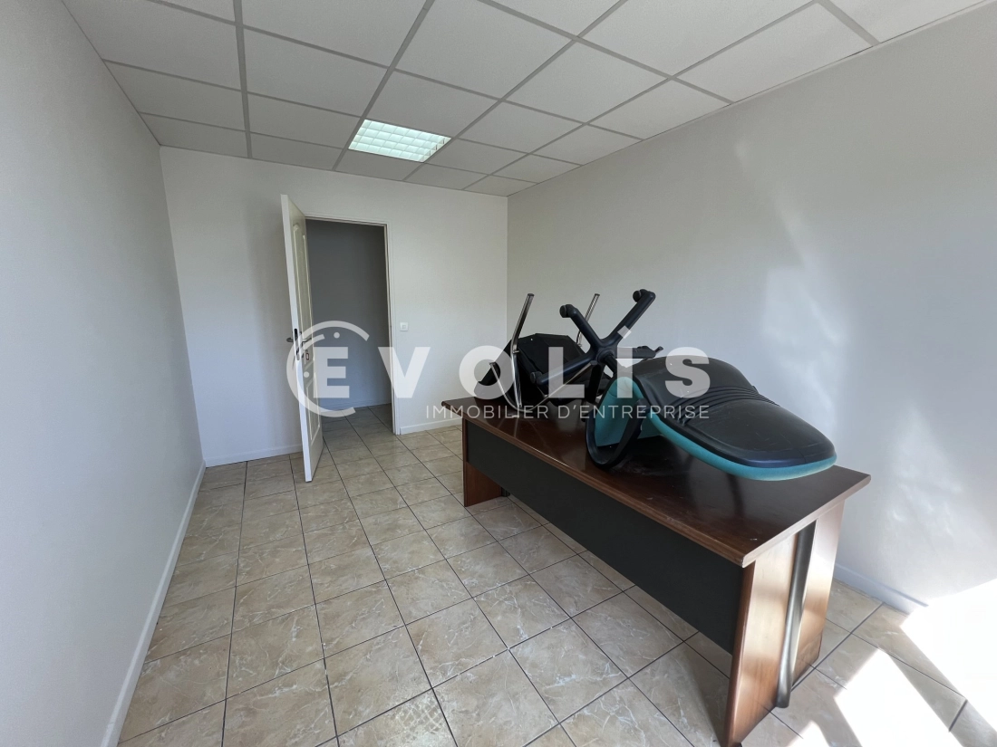 Photo 7 – location bureaux	MONTFERMEIL (93370)