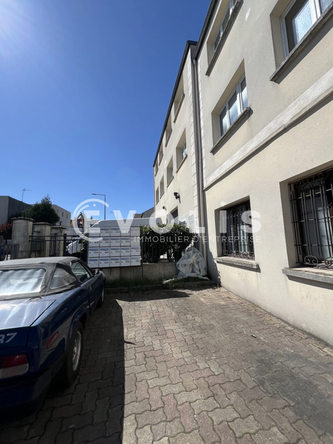 Photo 8 – location bureaux	MONTFERMEIL (93370)