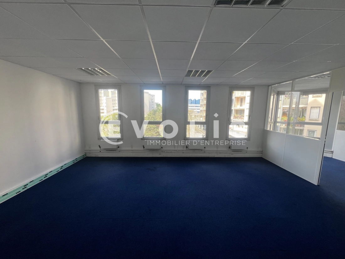 Photo 2 – vente bureaux	NOISY LE GRAND (93160)