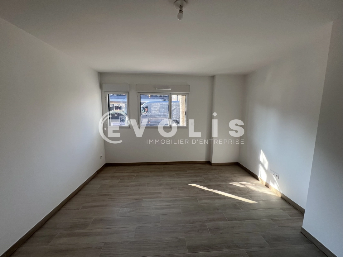 Photo 8 – vente bureaux	SAINT MAUR DES FOSSES (94100)