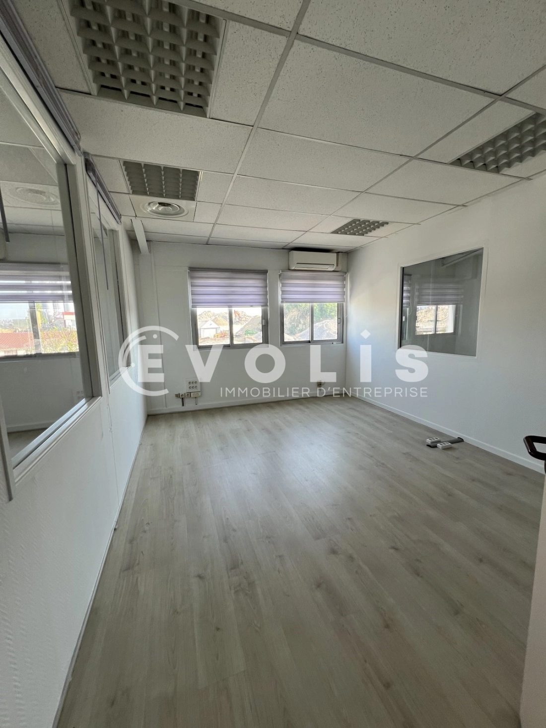 Photo 7 – location bureaux	NEUILLY SUR MARNE (93330)
