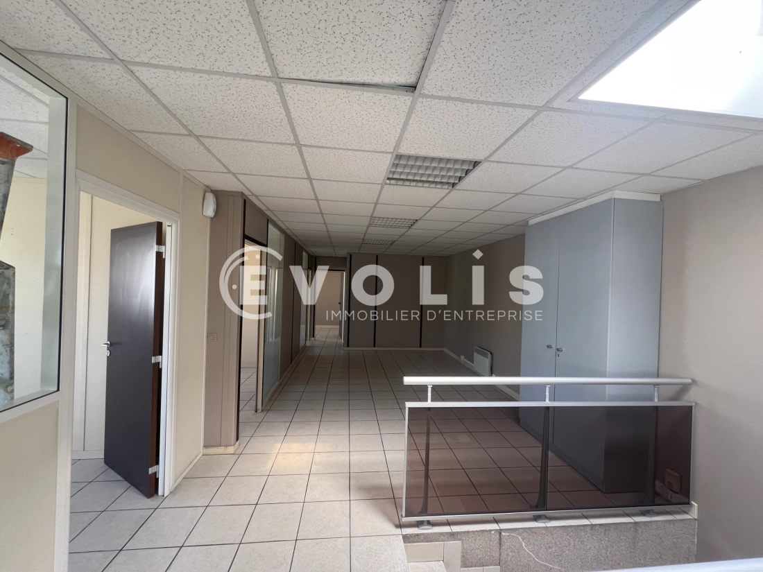 Photo 9 – location Entrepôts / activités	CHAMPIGNY SUR MARNE (94500)