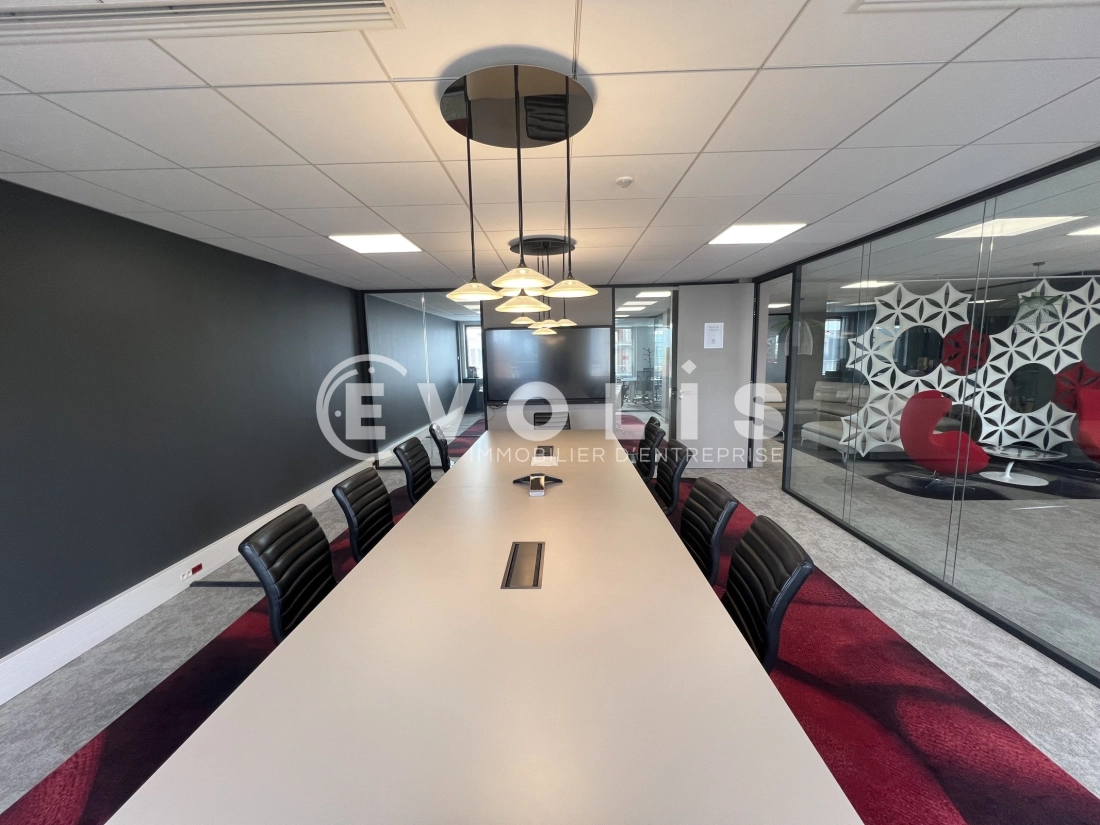 Photo 11 – location bureaux	CHARENTON LE PONT (94220)