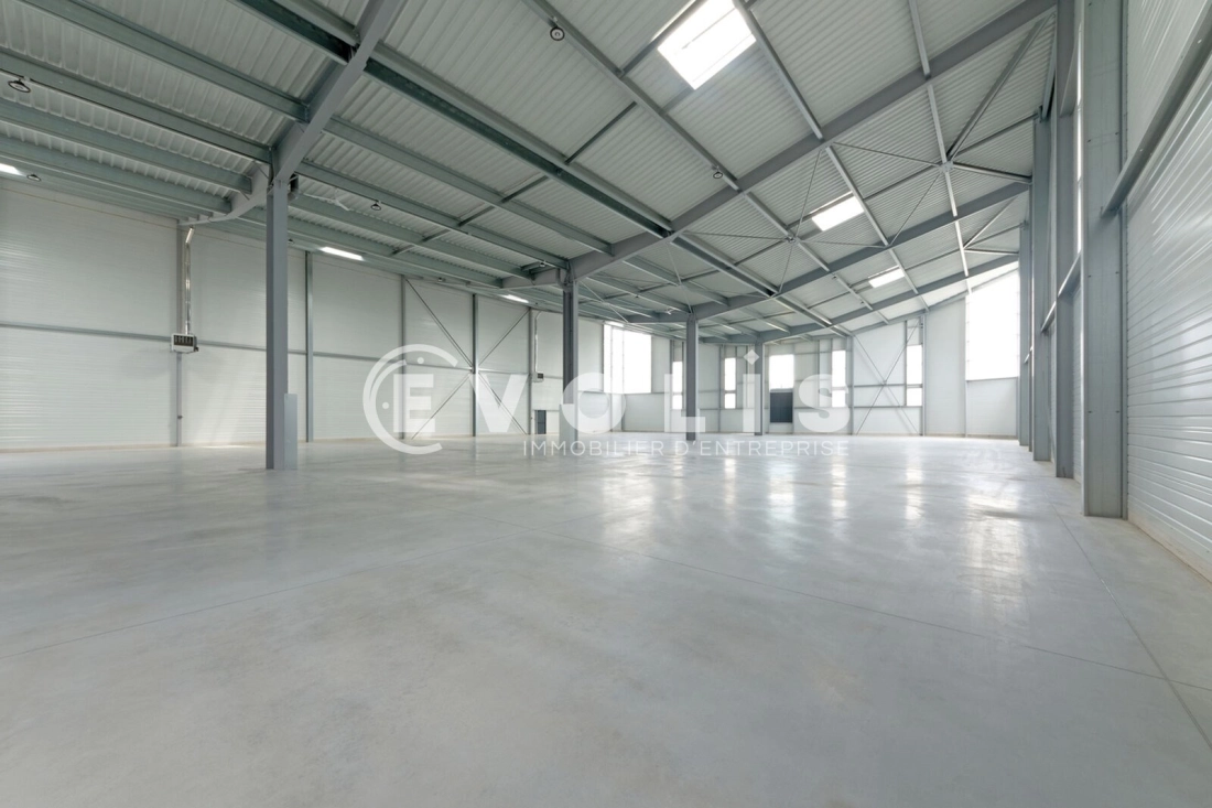 Photo 3 – location Entrepôts / activités	LIMEIL BREVANNES (94450)