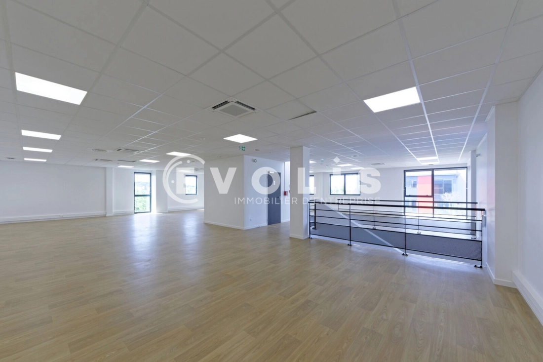 Photo 12 – location Entrepôts / activités	LIMEIL BREVANNES (94450)