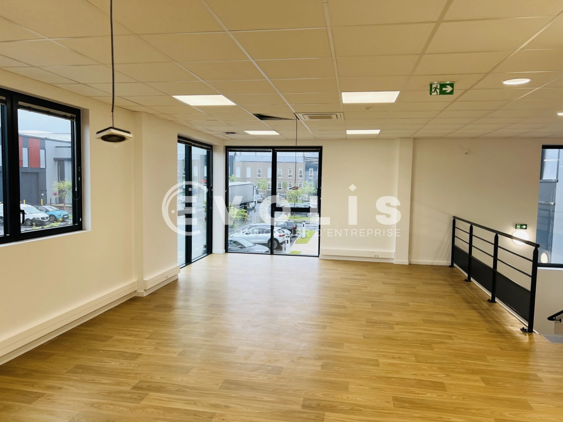 Photo 7 – location Entrepôts / activités	LIMEIL BREVANNES (94450)
