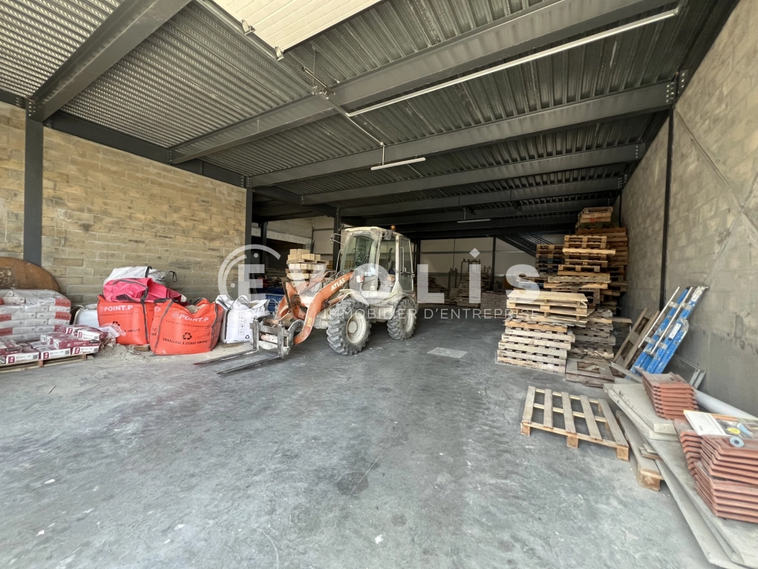 Photo 7 – location Entrepôts / activités	MONTFERMEIL (93370)