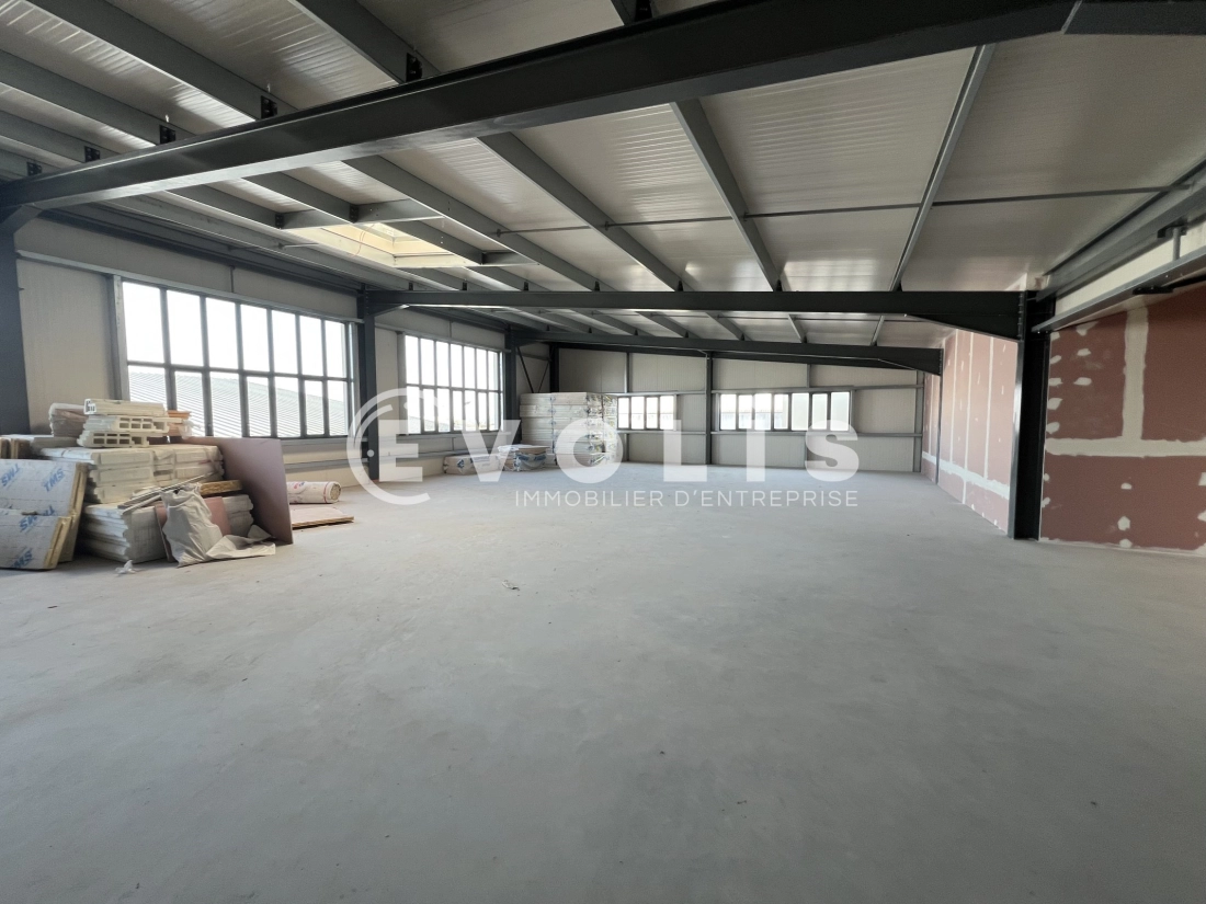 Photo 3 – location Entrepôts / activités	MONTFERMEIL (93370)