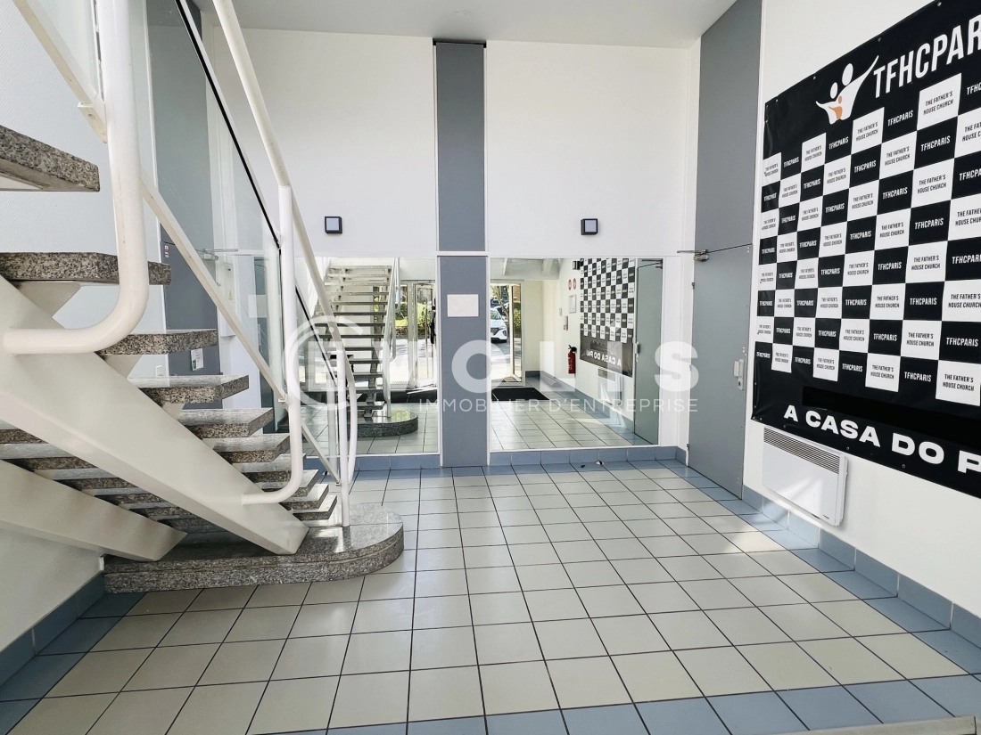 Photo 2 – location bureaux	LOGNES (77185)