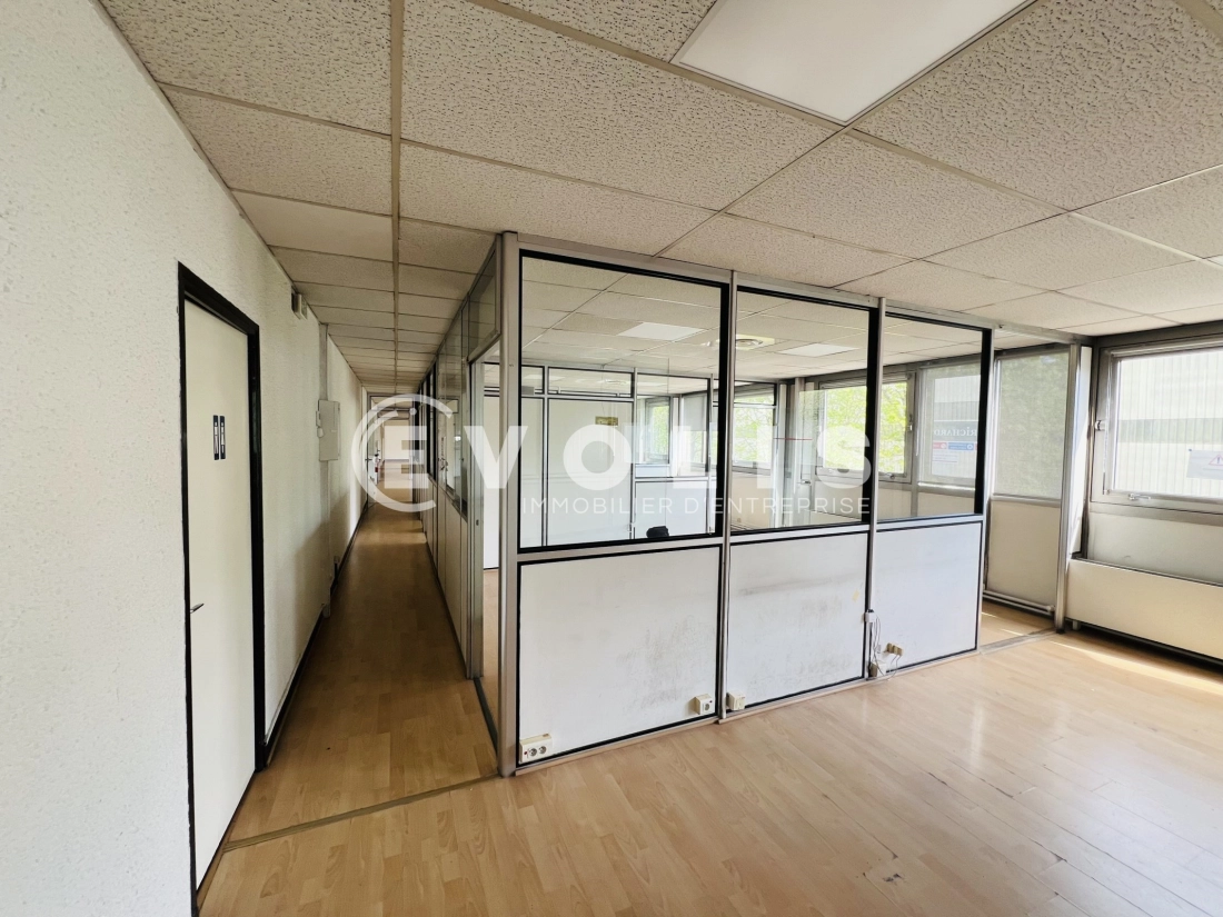 Photo 9 – location Entrepôts / activités	FONTENAY SOUS BOIS (94120)