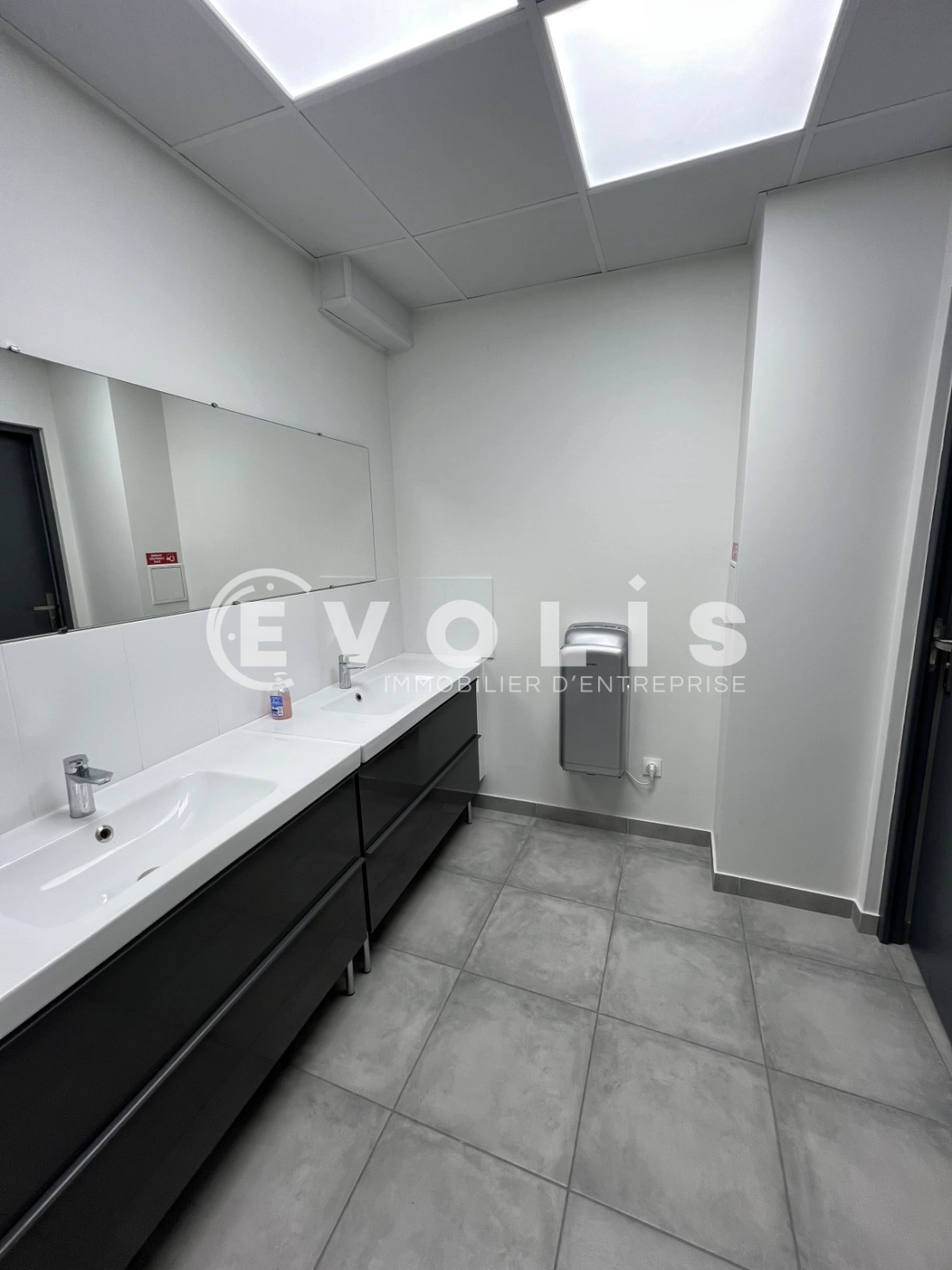 Photo 8 – location bureaux	NEUILLY SUR MARNE (93330)