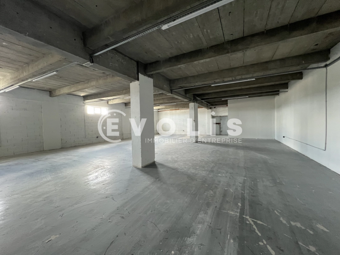 Photo 2 – location Entrepôts / activités	ROSNY SOUS BOIS (93110)