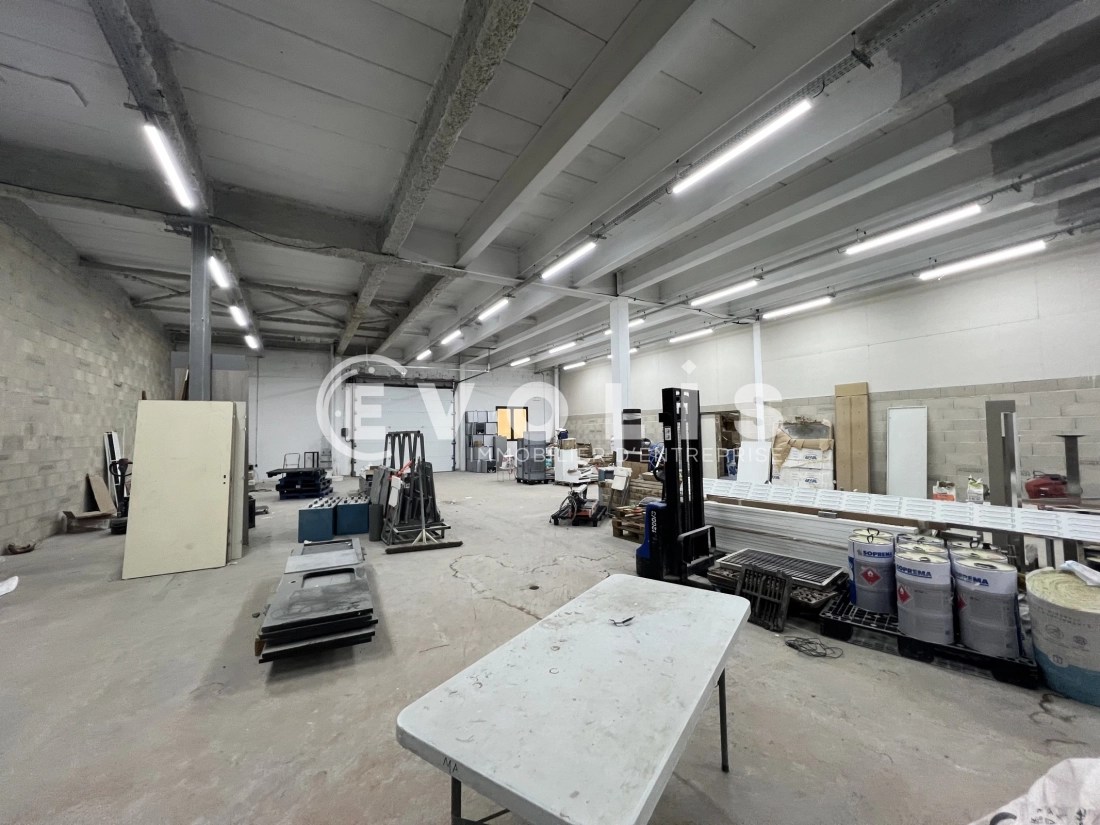 Photo 7 – location Entrepôts / activités	NEUILLY SUR MARNE (93330)