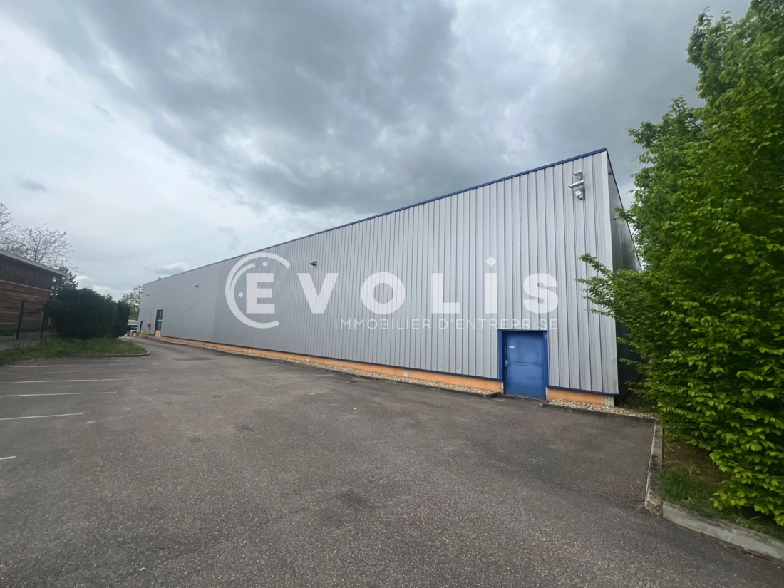 Photo 2 – location Entrepôts / activités	CHAPONOST (69630)
