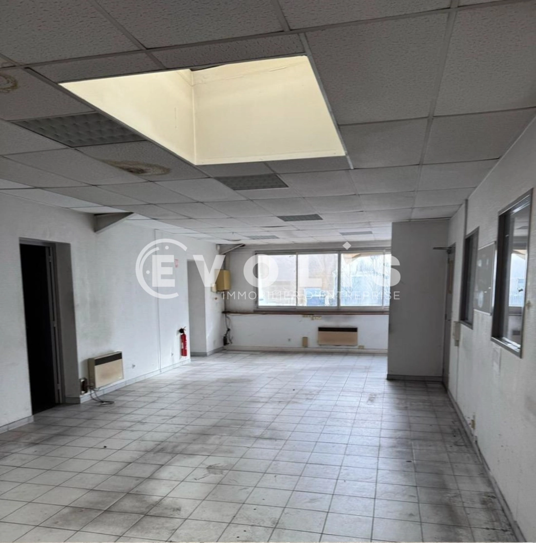 Photo 5 – location Entrepôts / activités	MORANGIS (91420)