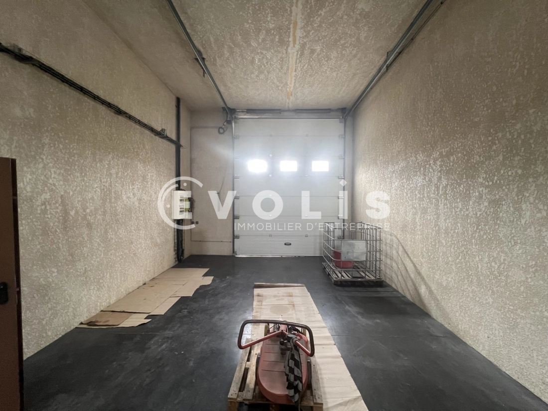 Photo 6 – location Entrepôts / activités	NEUILLY SUR MARNE (93330)