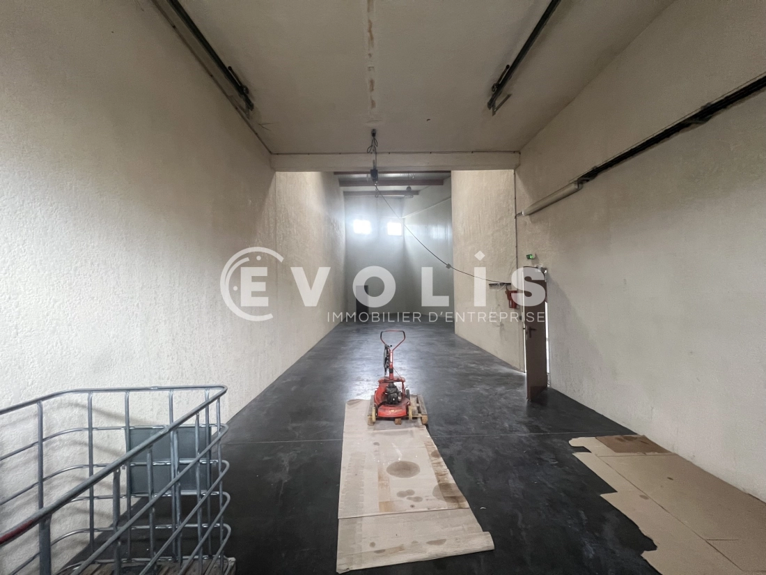 Photo 4 – location Entrepôts / activités	NEUILLY SUR MARNE (93330)