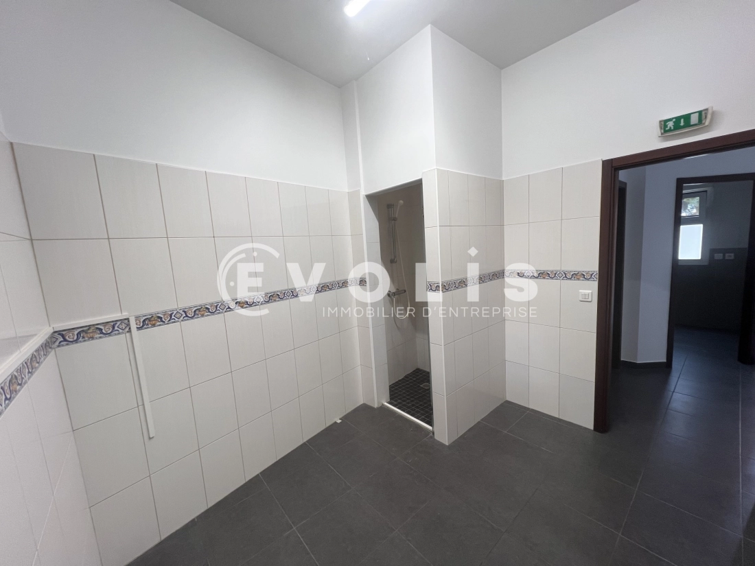 Photo 14 – location Entrepôts / activités	NEUILLY SUR MARNE (93330)