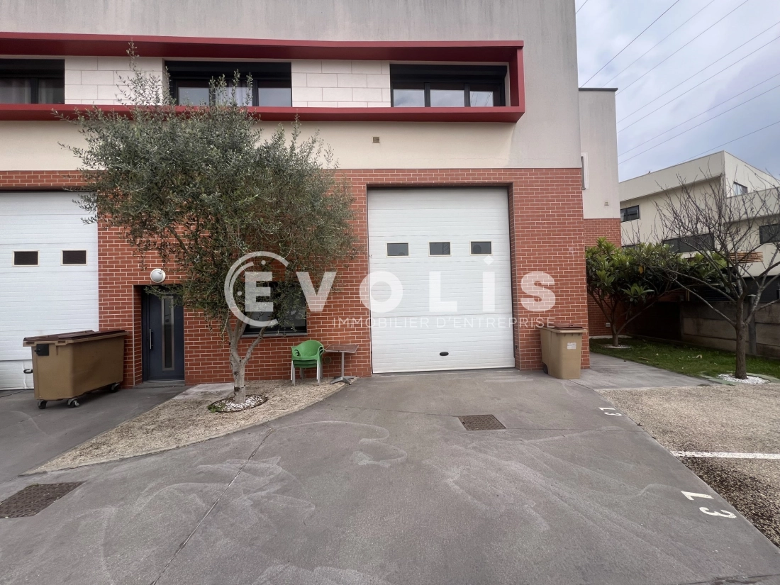 Photo 1 – location Entrepôts / activités	NEUILLY SUR MARNE (93330)