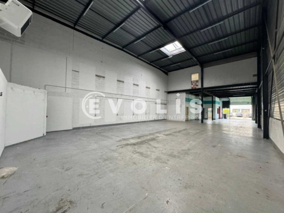 Photo 2 – location Entrepôts / activités	MASSY (91300)