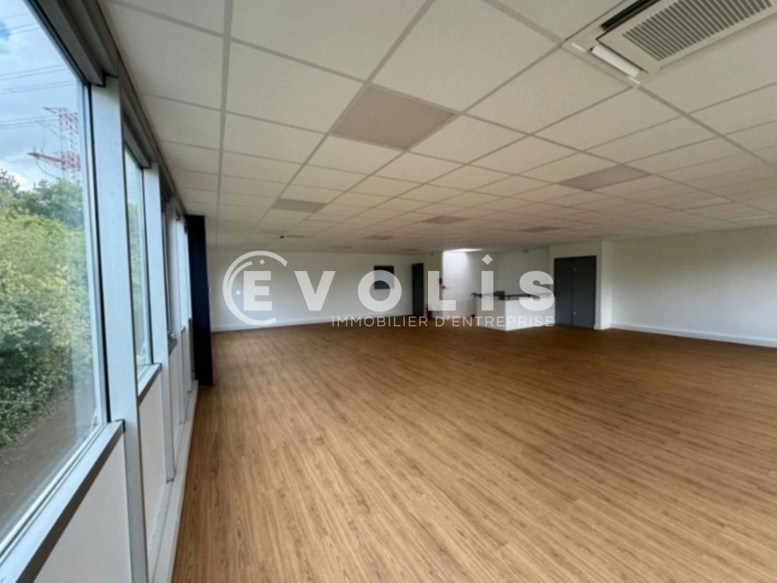 Photo 9 – location Entrepôts / activités	MASSY (91300)