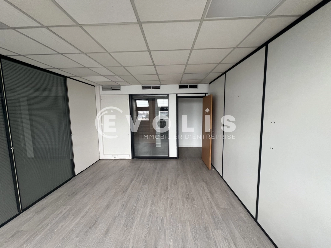 Photo 11 – location bureaux	CHARENTON LE PONT (94220)
