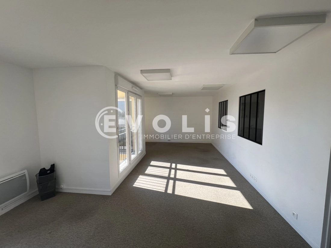 Photo 4 – location bureaux	JOINVILLE LE PONT (94340)