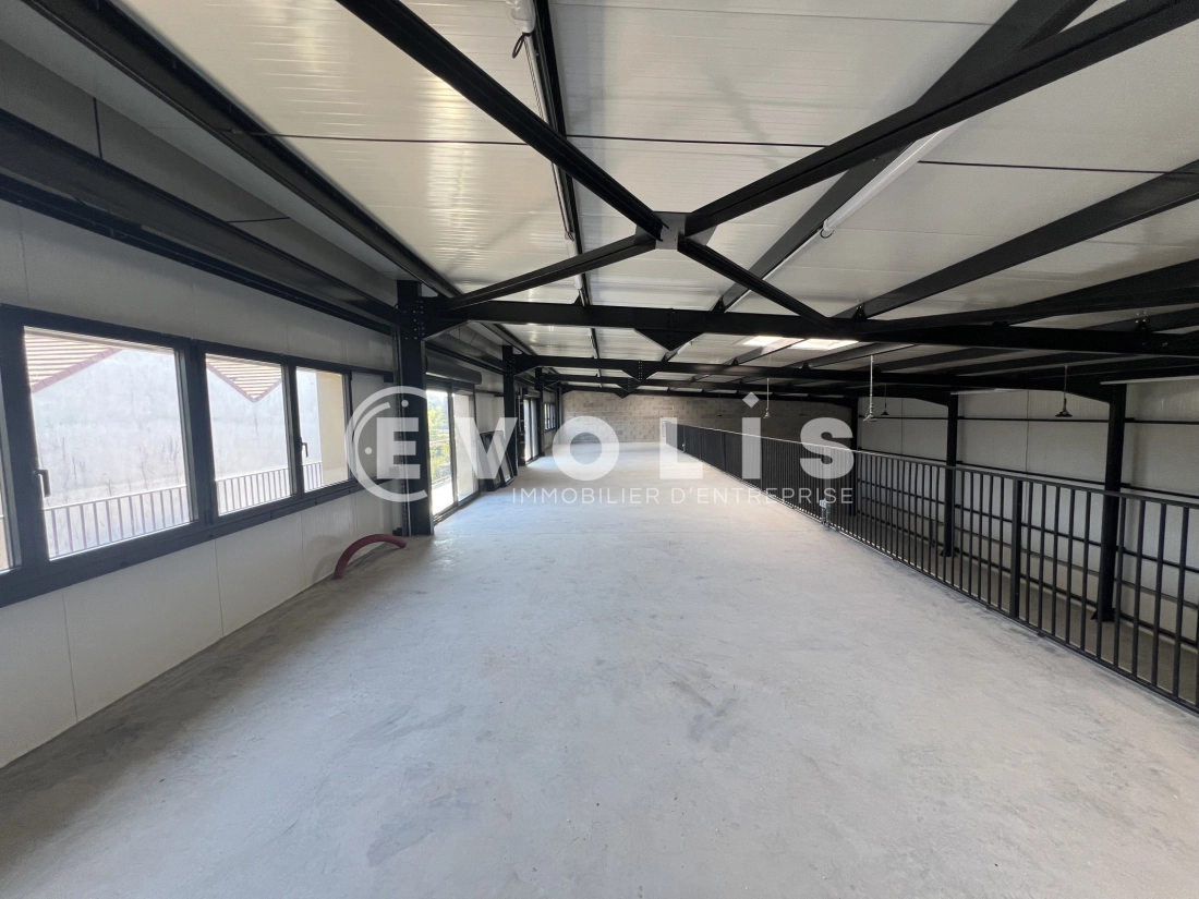 Photo 11 – location Entrepôts / activités	NOISY LE GRAND (93160)