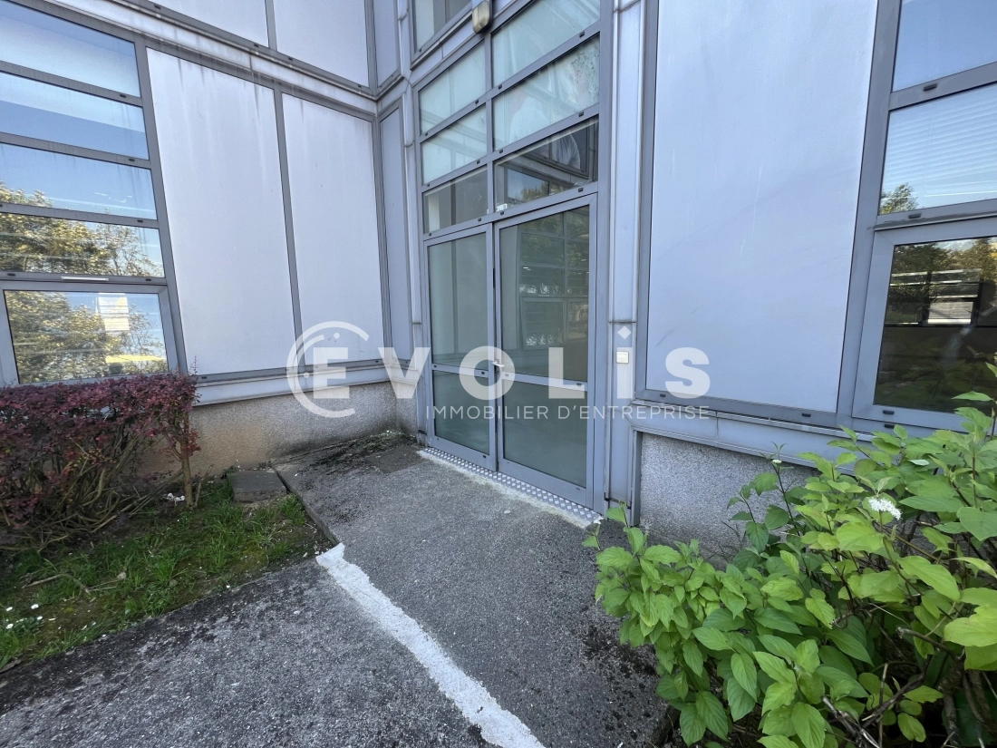 Photo 14 – location Entrepôts / activités	SUCY EN BRIE (94370)