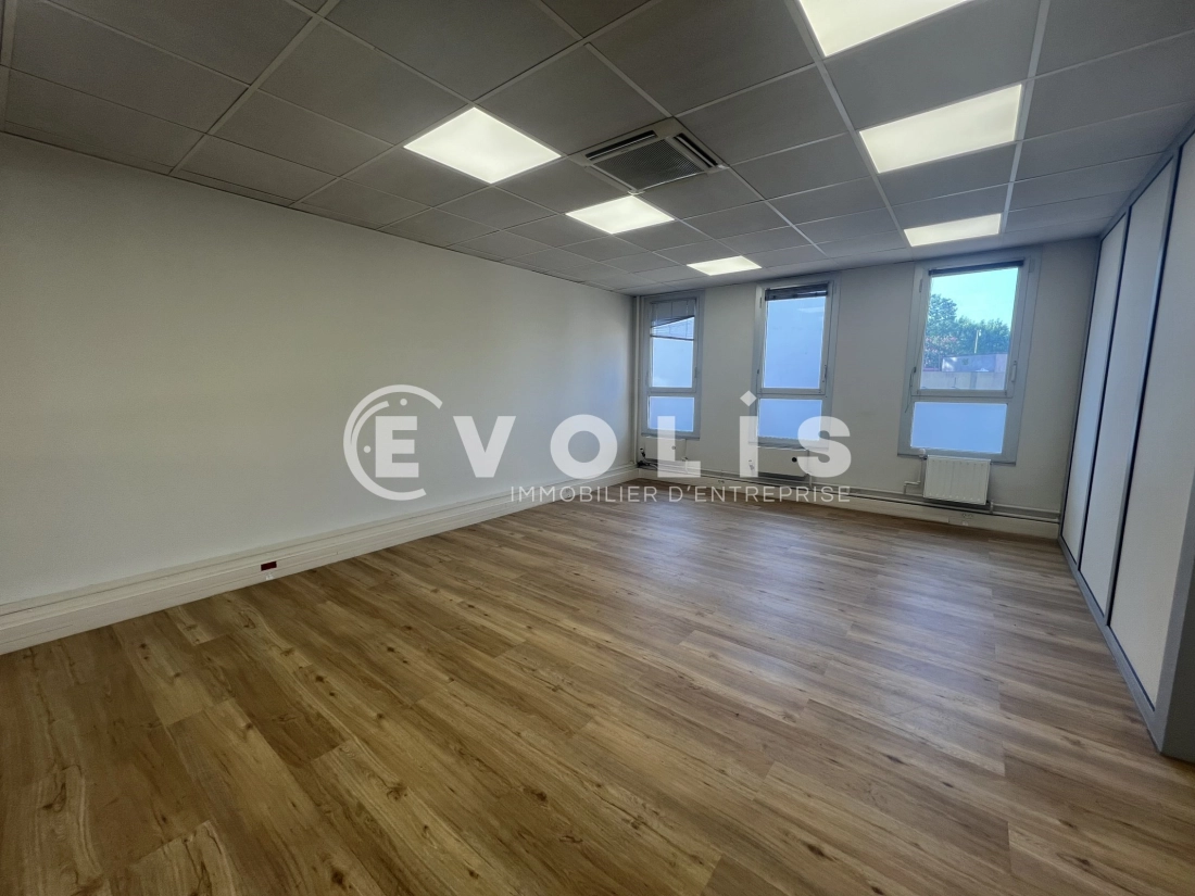 Photo 5 – location bureaux	NOISY LE GRAND (93160)
