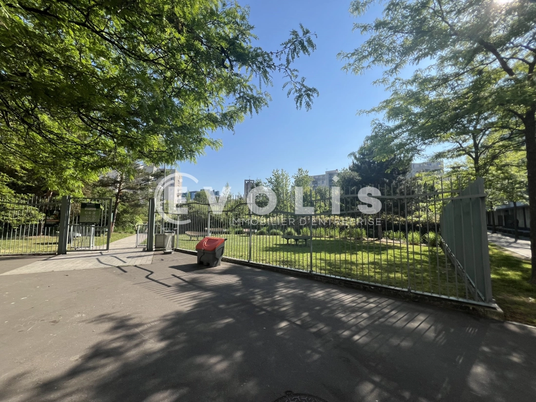 Photo 11 – location bureaux	NOISY LE GRAND (93160)