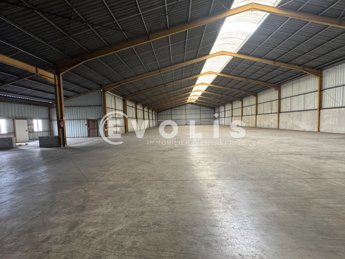 Photo 1 – location Entrepôts / activités	AMIENS (80000)
