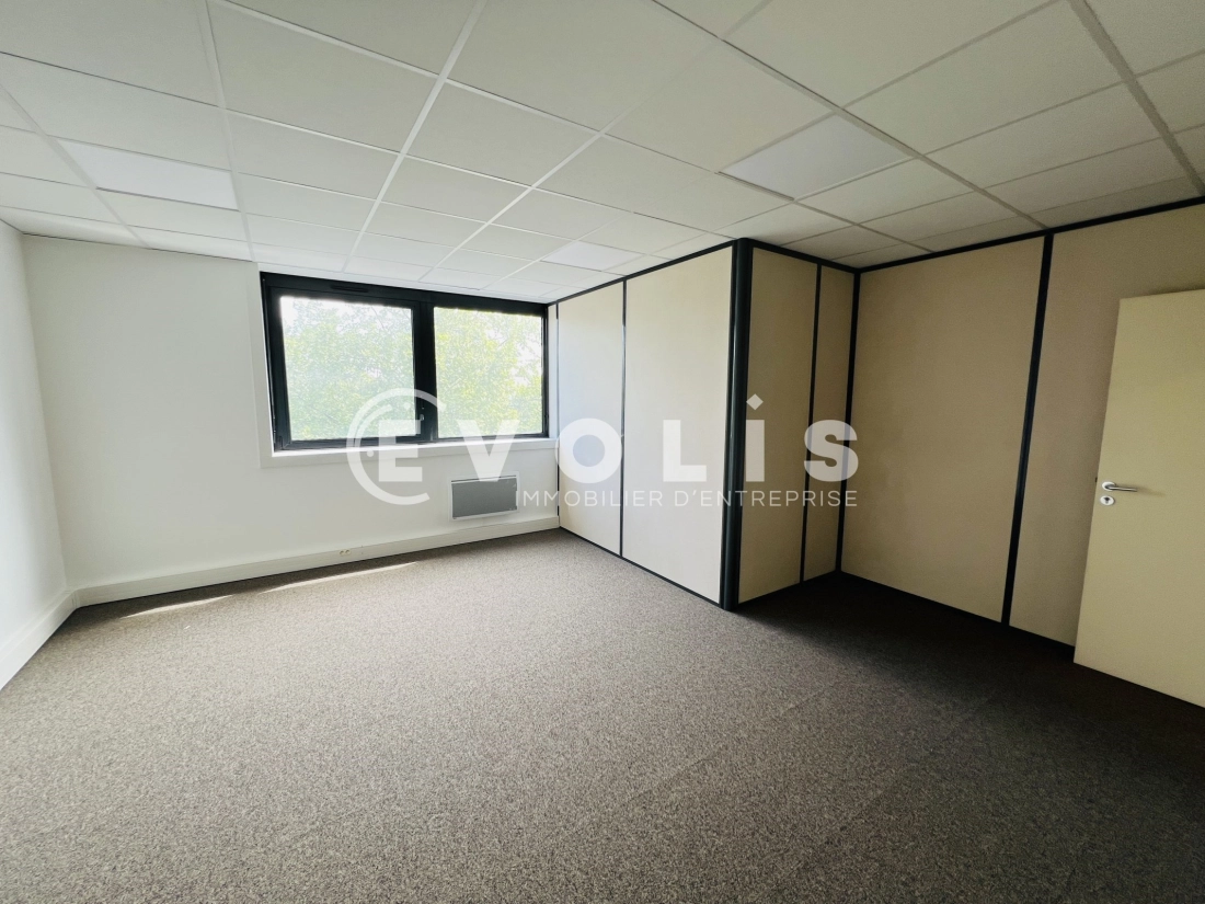 Photo 3 – location bureaux	LOGNES (77185)