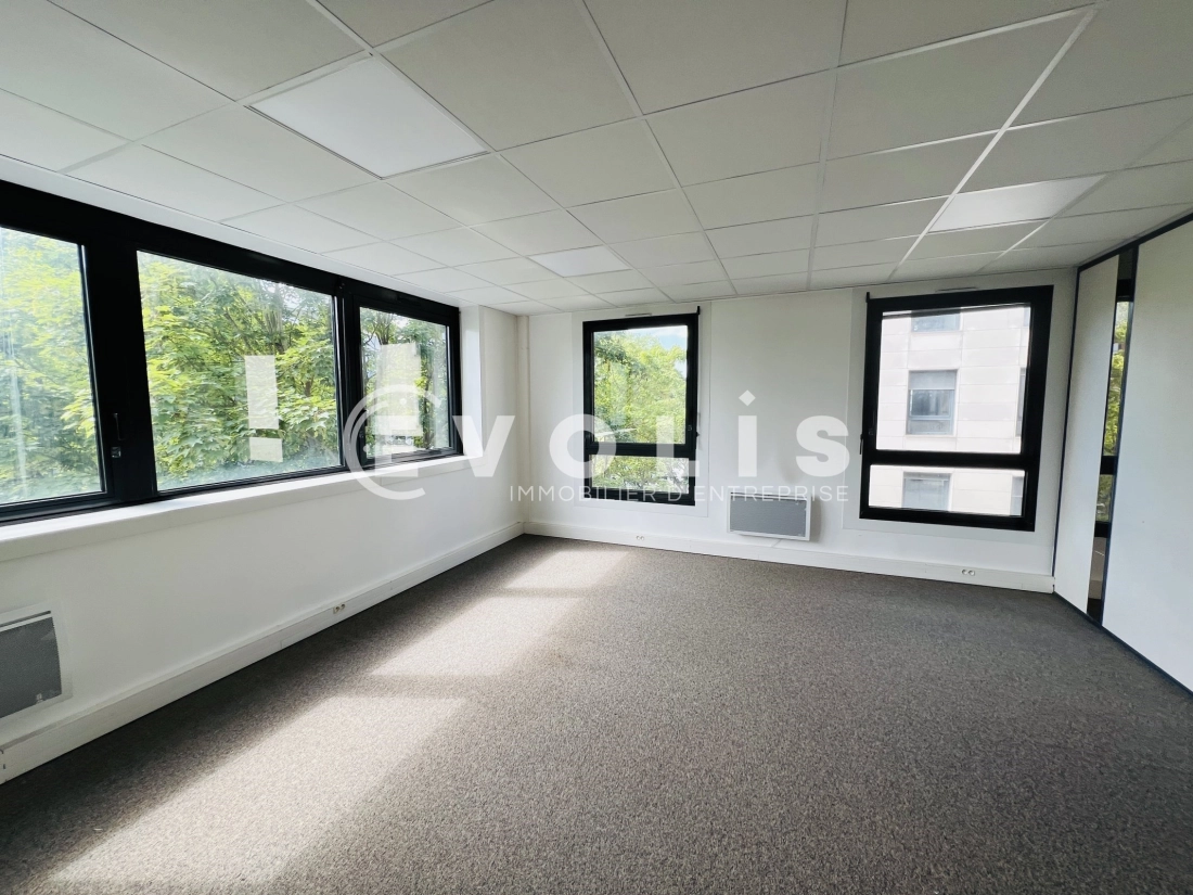 Photo 2 – location bureaux	LOGNES (77185)