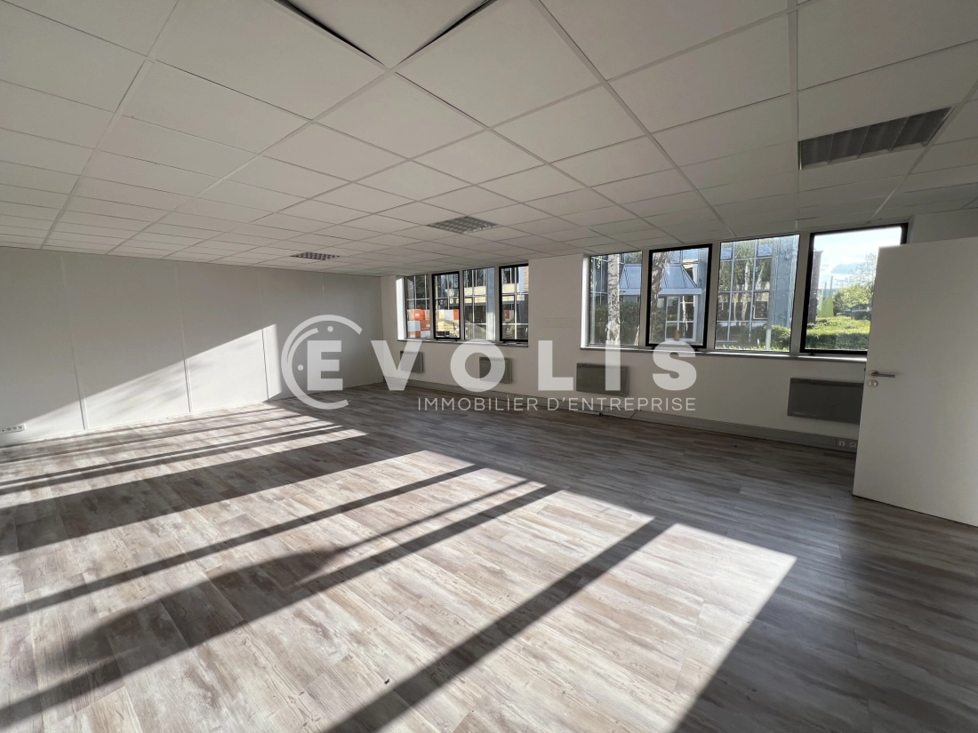 Photo 5 – location bureaux	SAINT THIBAULT DES VIGNES (77400)
