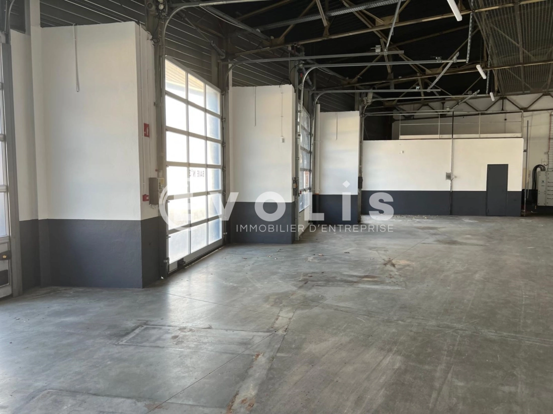Photo 6 – location Entrepôts / activités	VENISSIEUX (69200)