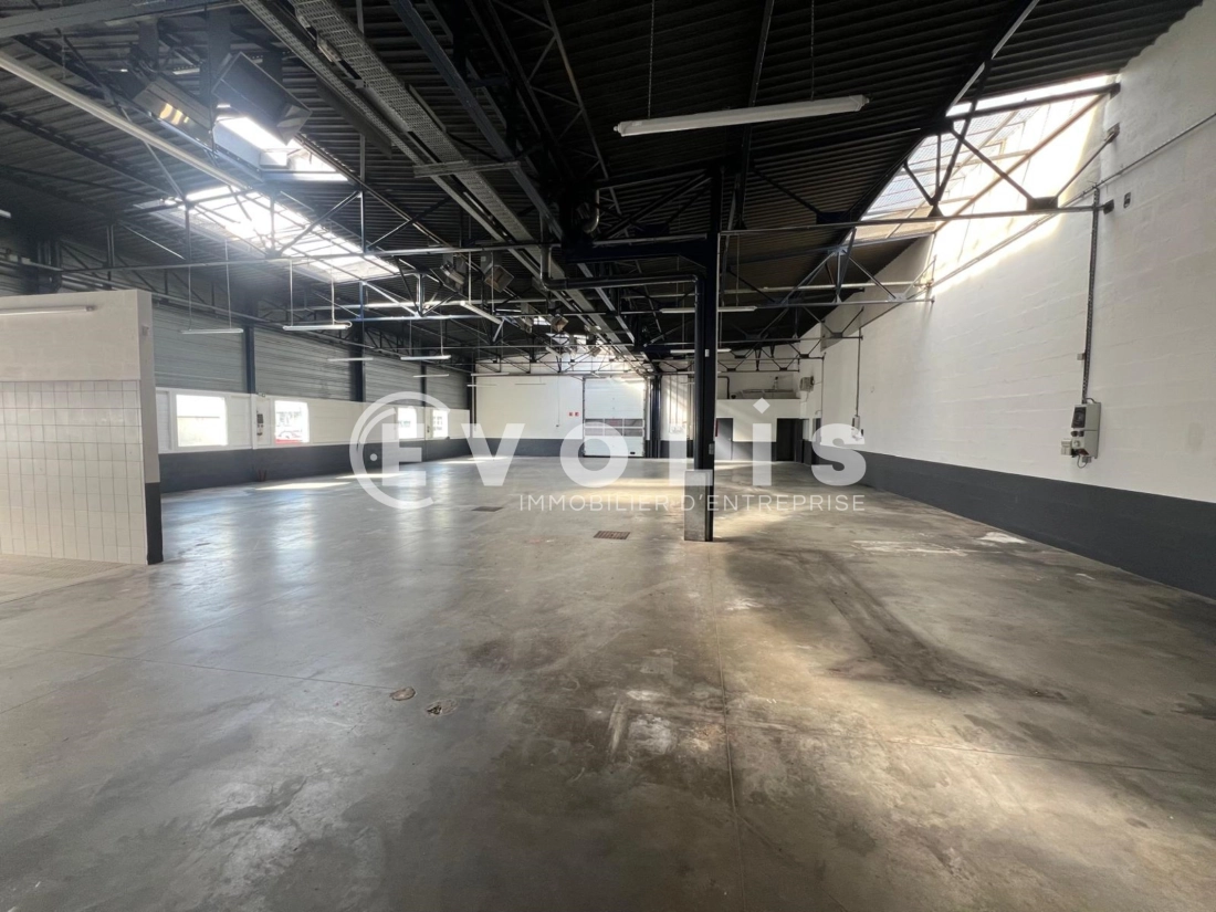 Photo 7 – location Entrepôts / activités	VENISSIEUX (69200)