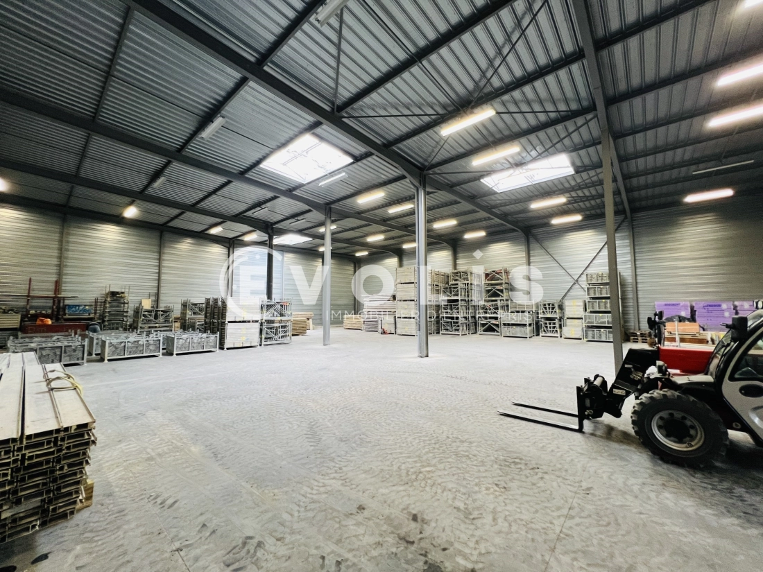 Photo 2 – location Entrepôts / activités	CHELLES (77500)