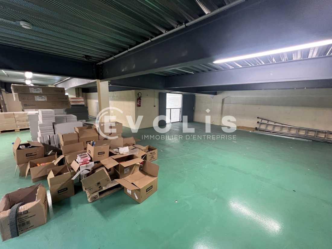 Photo 12 – vente Entrepôts / activités	BOISSY SAINT LEGER (94470)