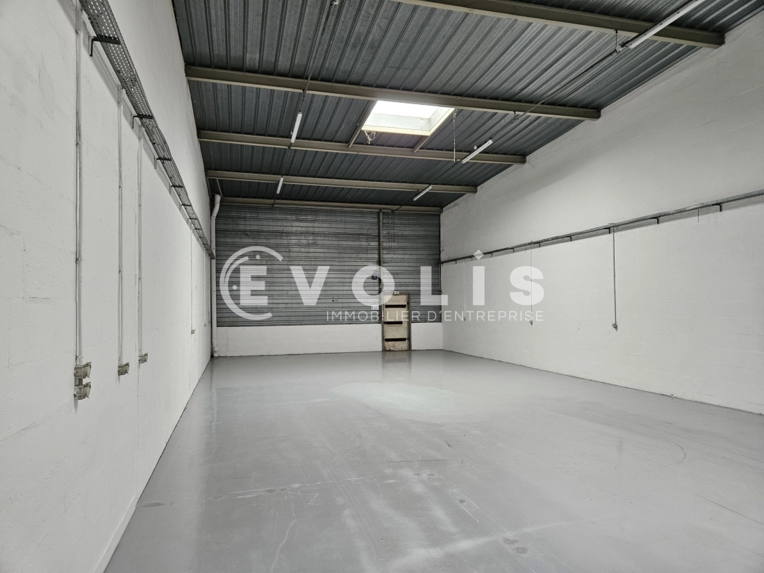 Photo 12 – location Entrepôts / activités	CHILLY MAZARIN (91380)
