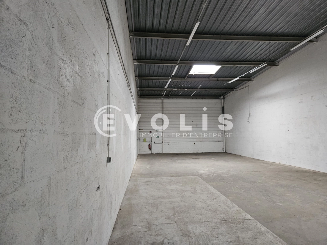 Photo 14 – location Entrepôts / activités	CHILLY MAZARIN (91380)