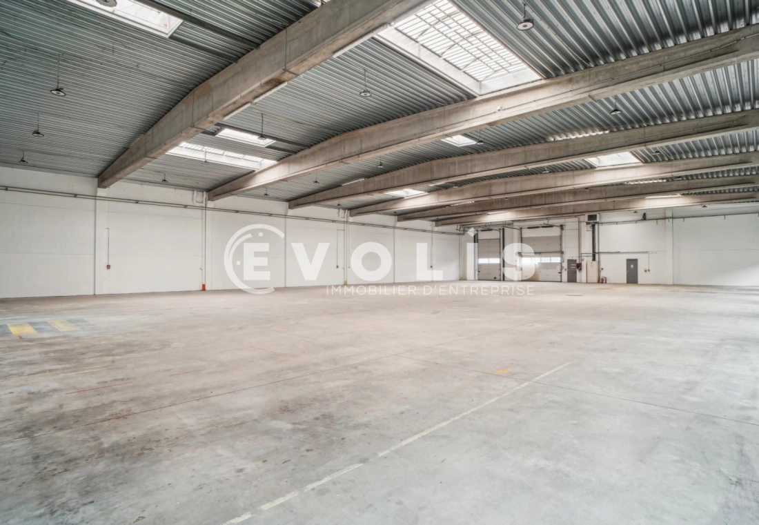 Photo 3 – location Entrepôts / activités	CHILLY MAZARIN (91380)