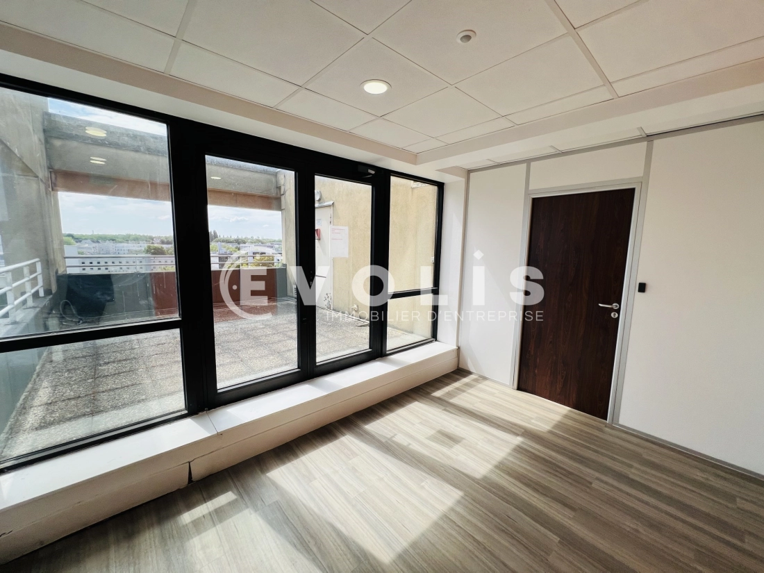 Photo 11 – location bureaux	LOGNES (77185)