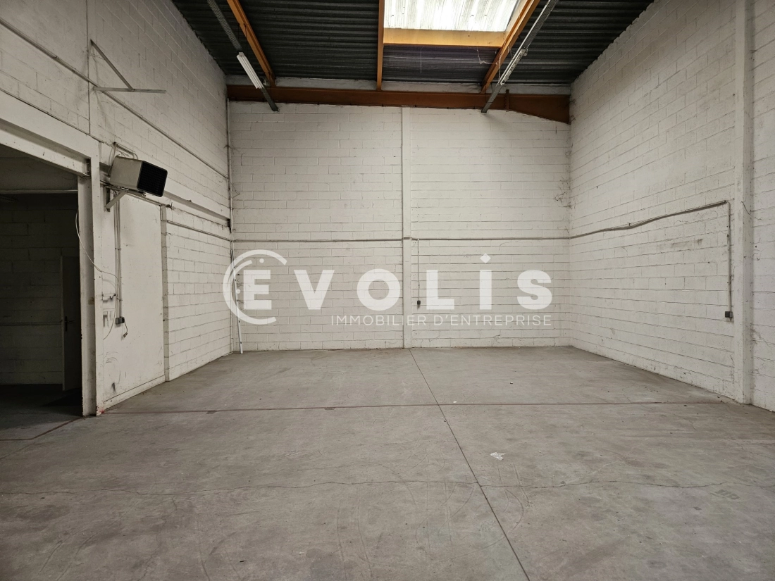 Photo 8 – location Entrepôts / activités	WISSOUS (91320)