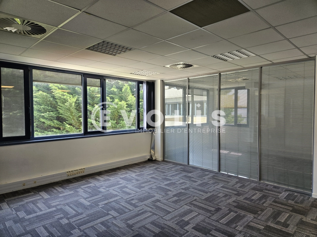 Photo 2 – location bureaux	LES ULIS (91940)